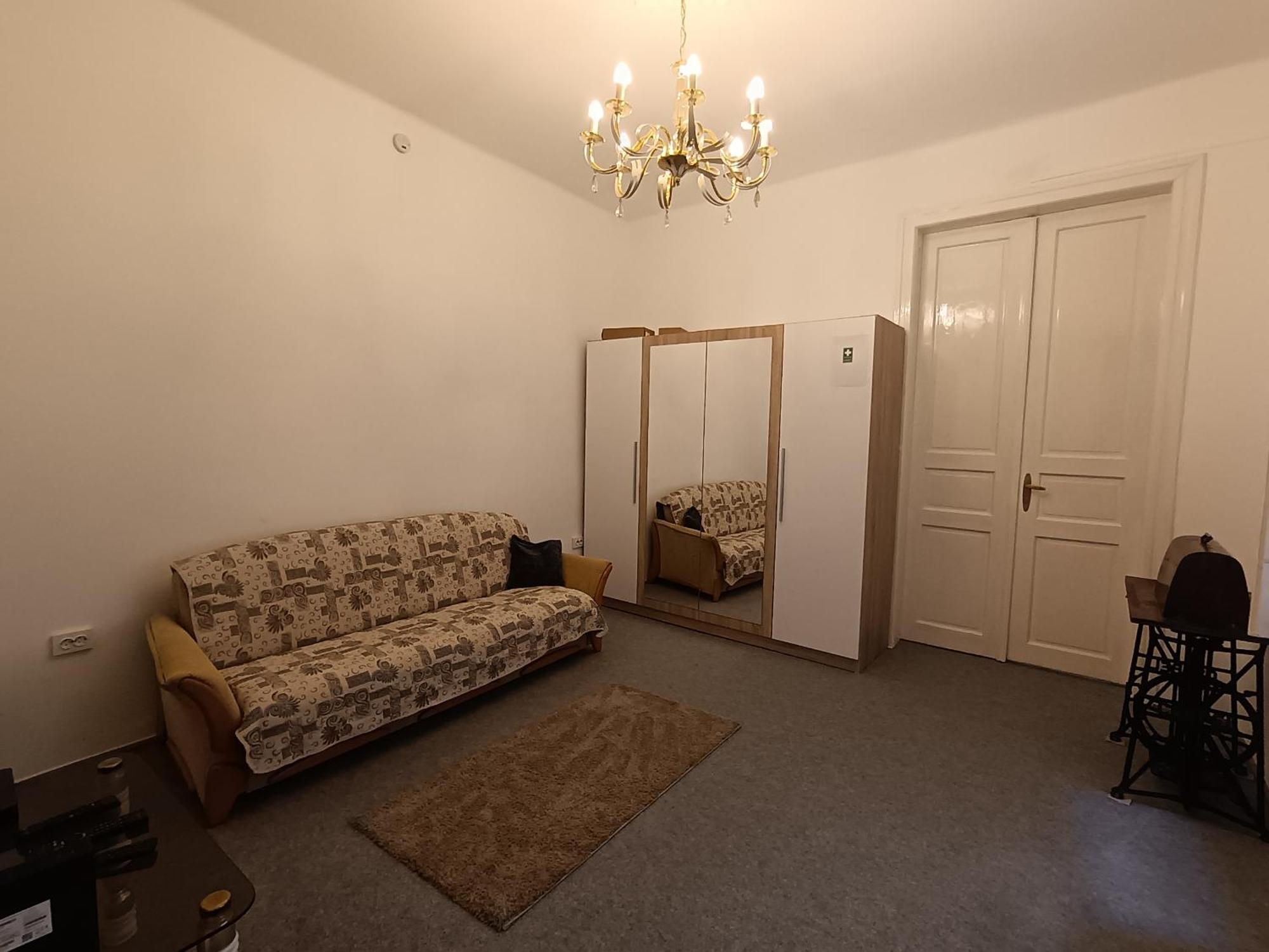 Rom Apartman Budapest Esterno foto